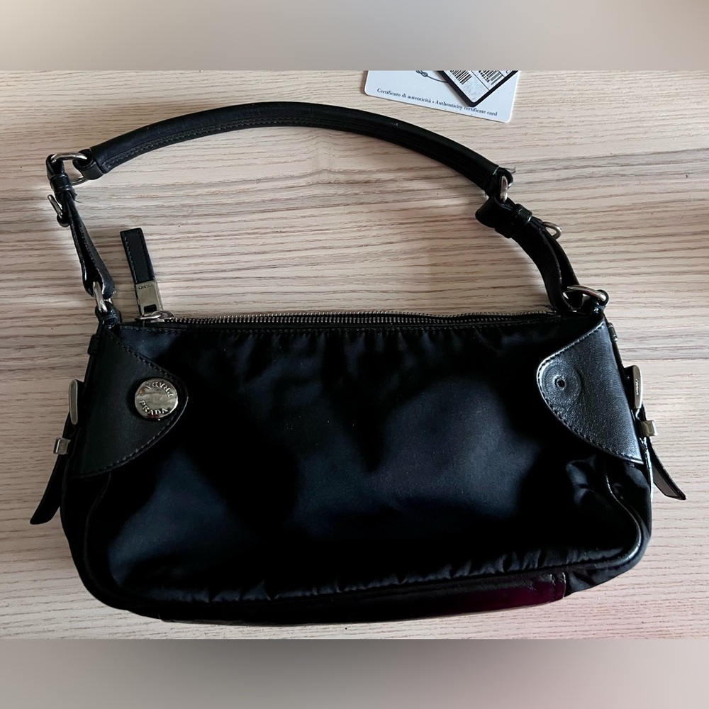 Prada Bag - Picture 5 of 15